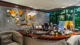 HelloIMG1717923623232