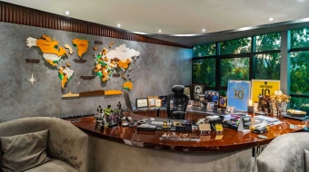 HelloIMG1717923623232